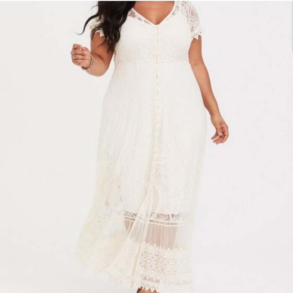 Torrid Ivory Lace Buttonfront Maxi Dress 2